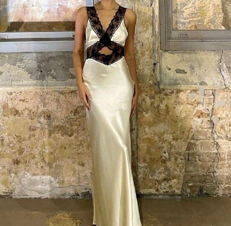 Hyna lace dress