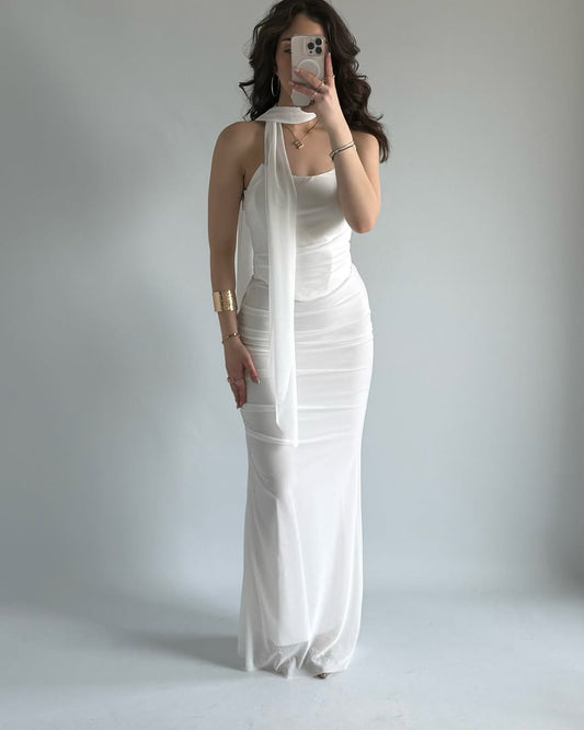 Isabella set- in white