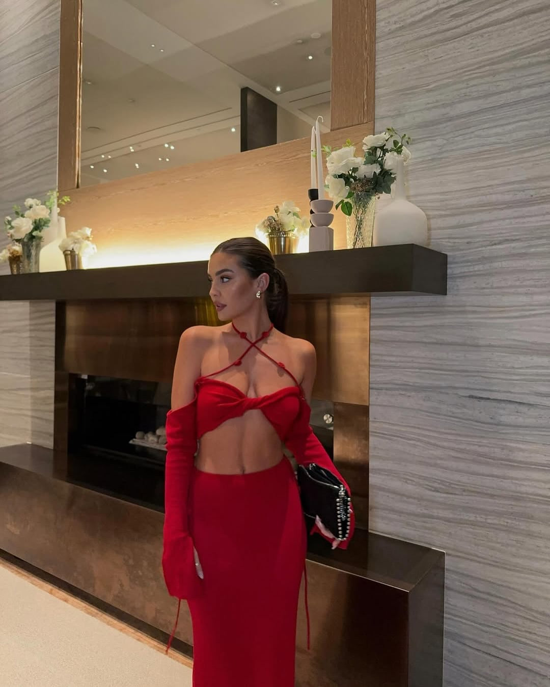 Amayera in red